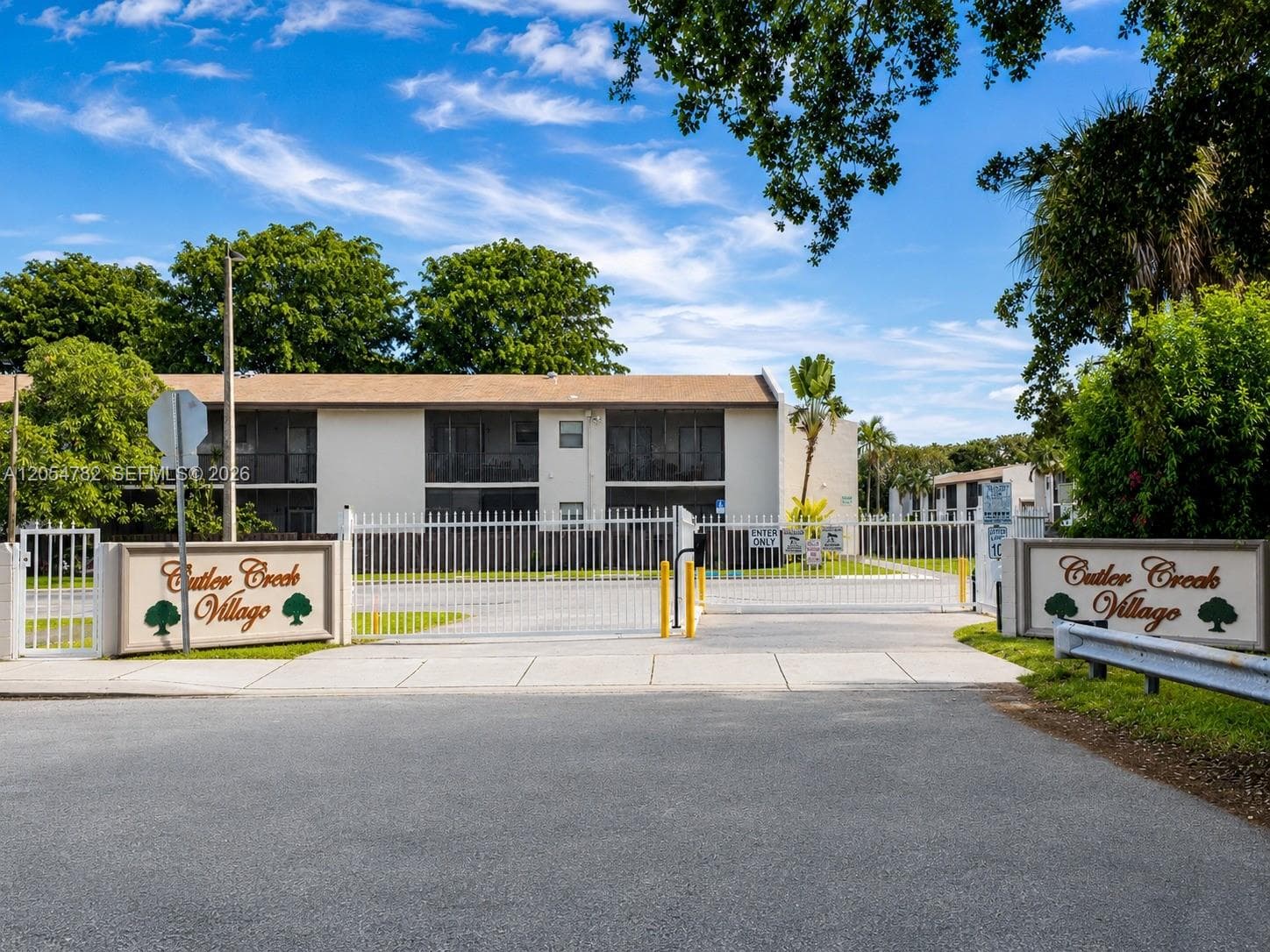 10370 SW 220th St # 228, Cutler Bay FL 33190