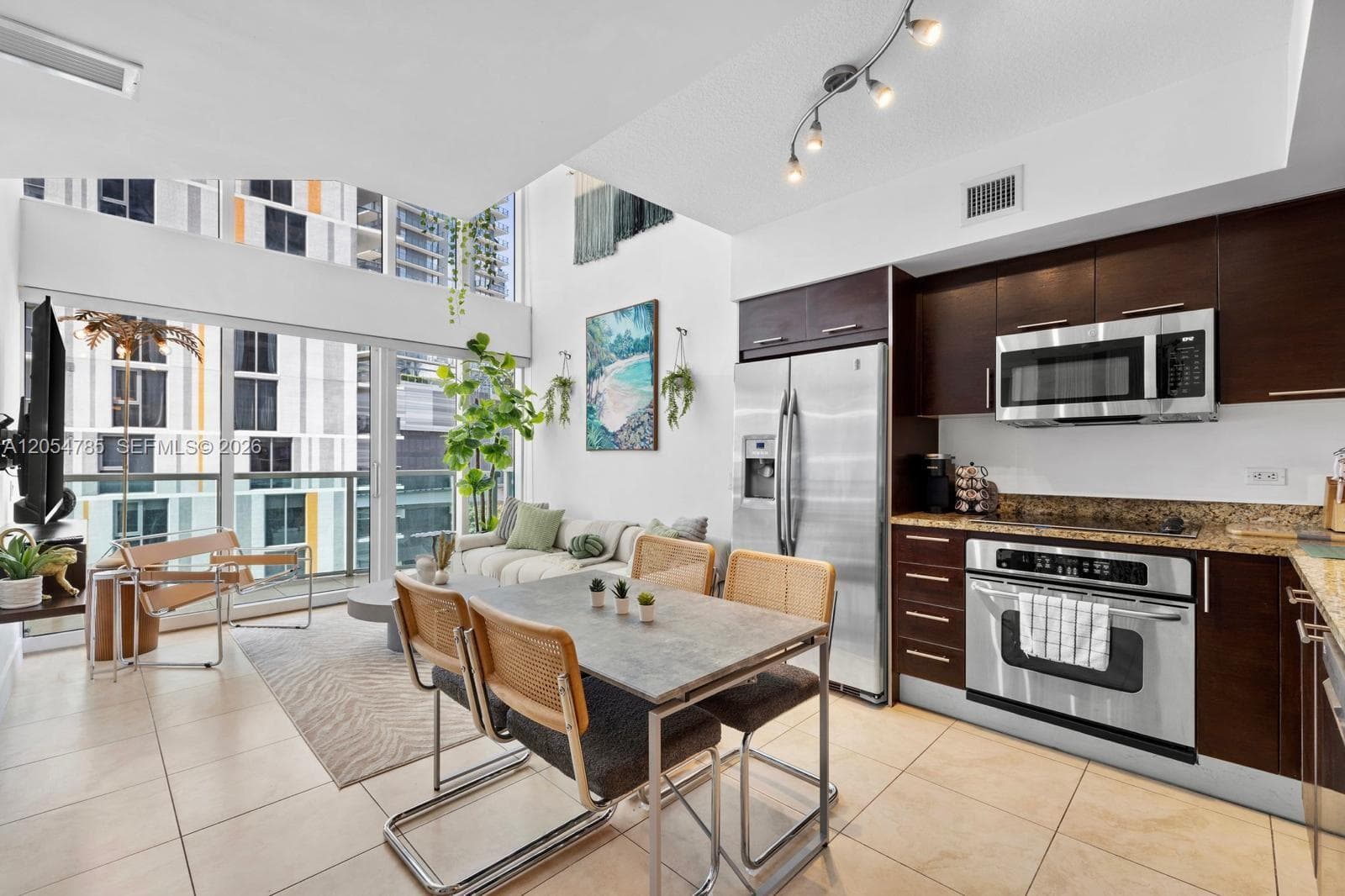 41 SE 5th St # 510, Miami FL 33131 photo 5