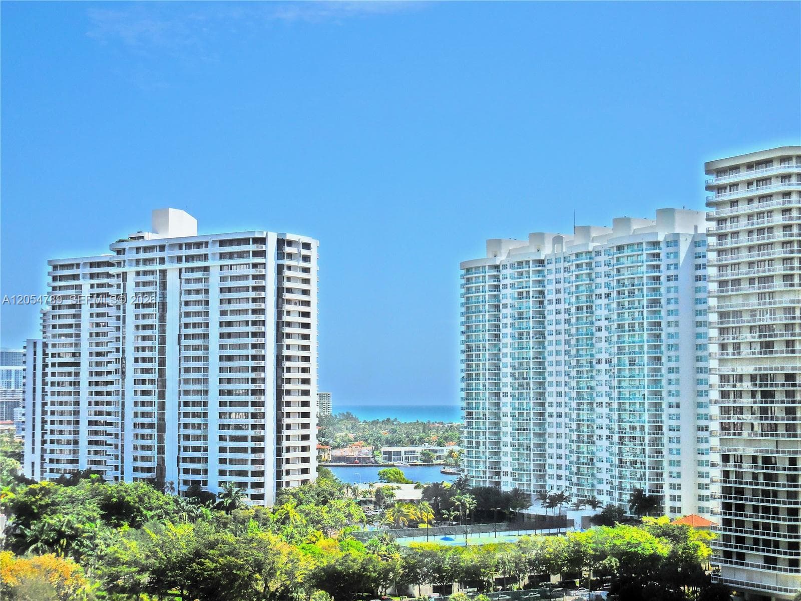 1000 Island Blvd # 2308, Aventura FL 33160 photo 4
