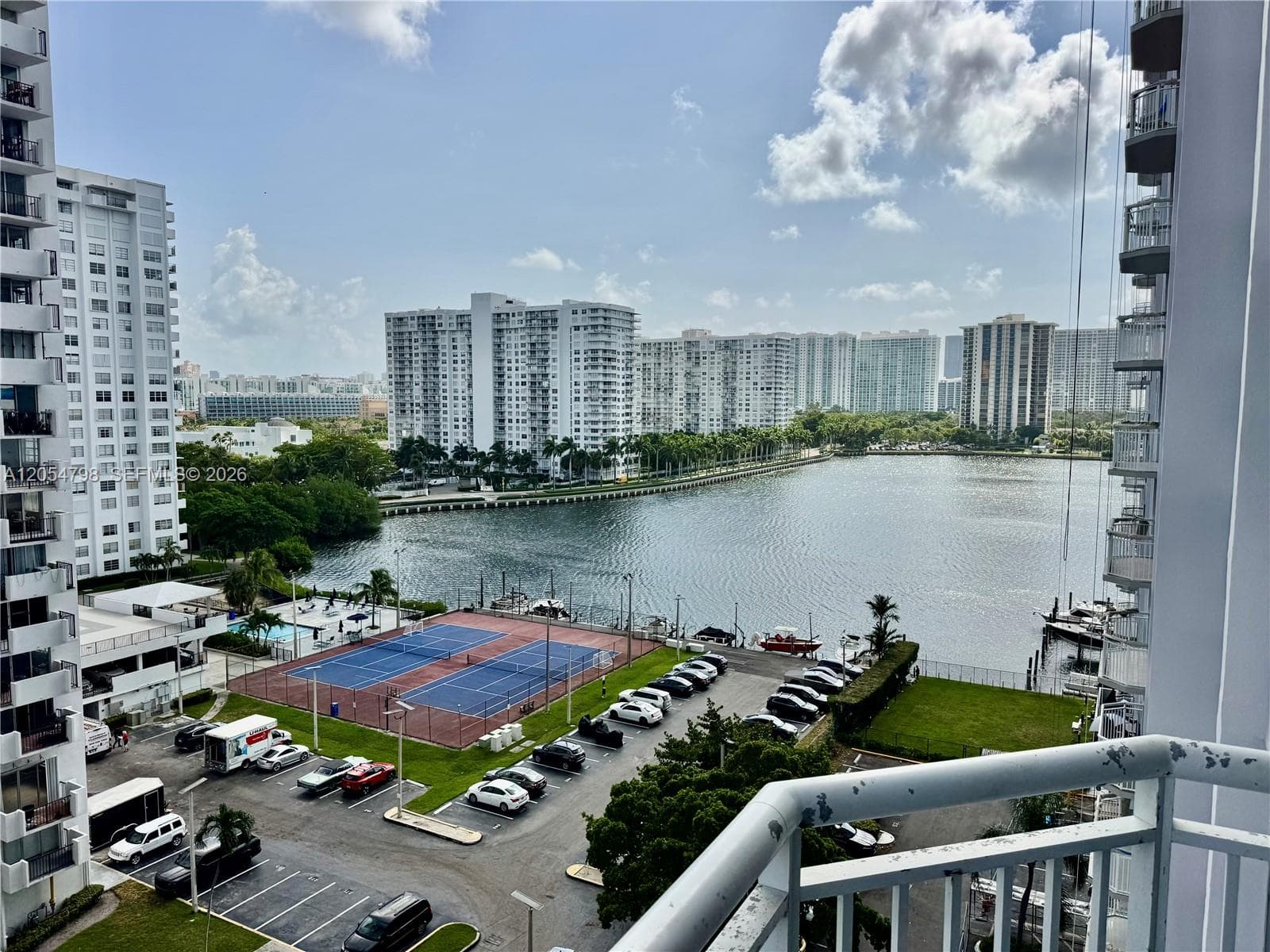18051 Biscayne Blvd # 1002, Aventura FL 33160