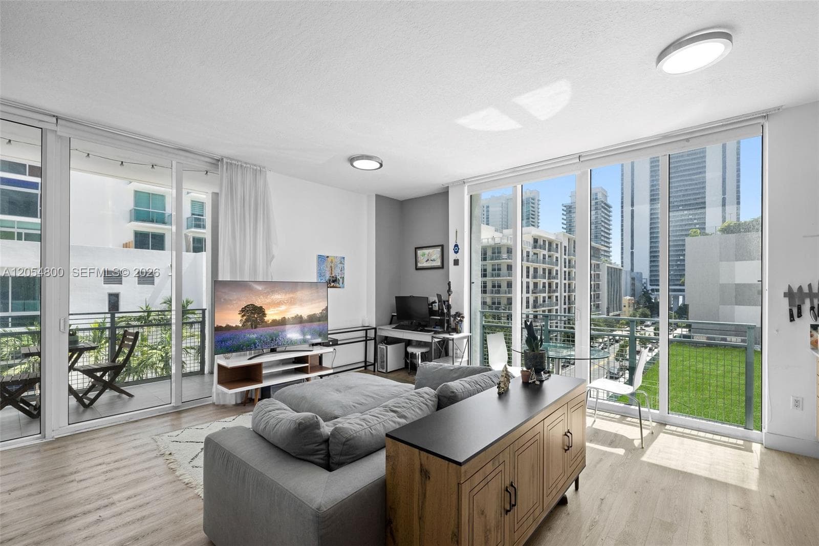 350 NE 24th St # 401, Miami FL 33137 photo 2