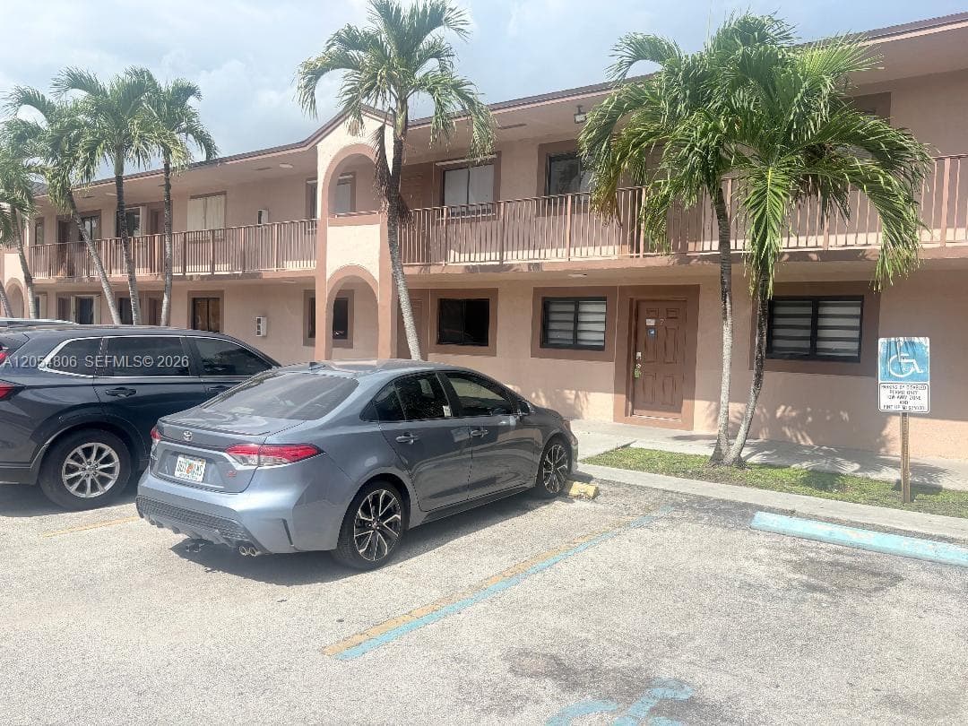2332 W 56th St # 7, Hialeah FL 33016