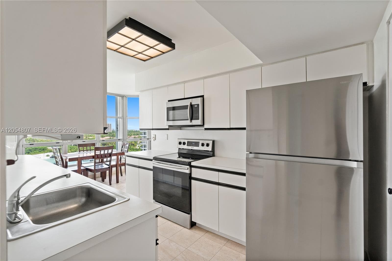 3600 Mystic Pointe Dr # 1207, Aventura FL 33180 photo 4