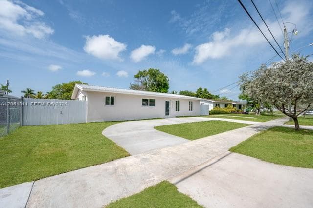 10040 SW 215th St, Cutler Bay FL 33189 photo 4