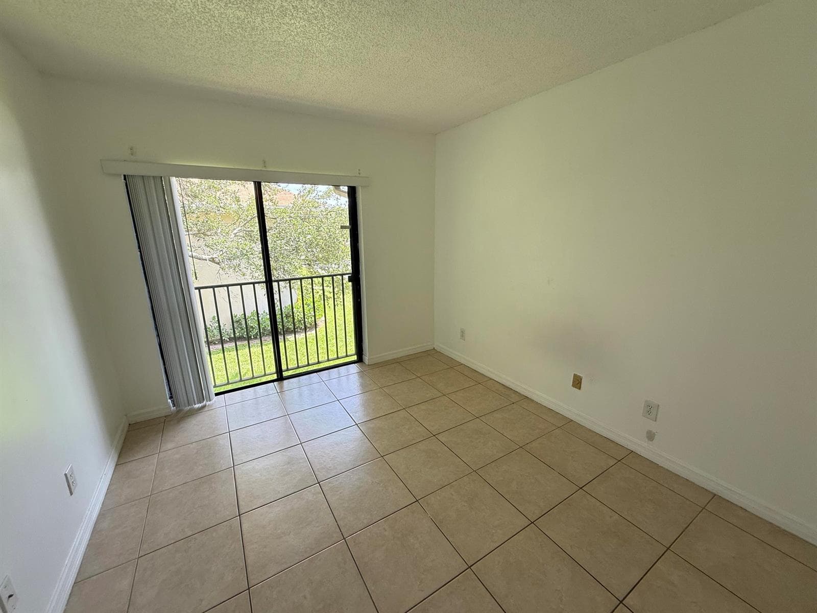 5981 WASHINGTON Street # 207, Hollywood FL 33023 photo 2