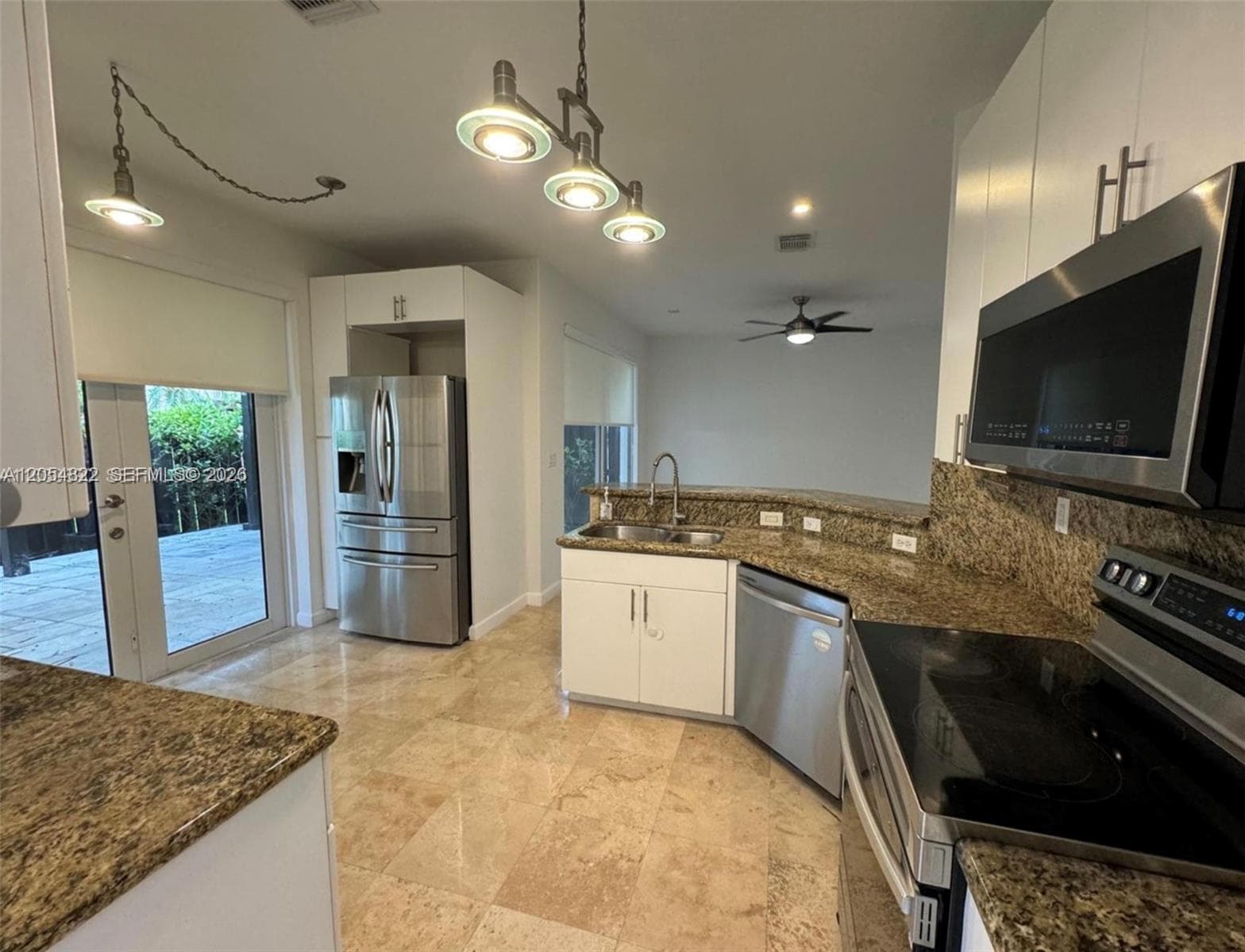 7563 NW 112th Pl, Doral FL 33178 photo 5