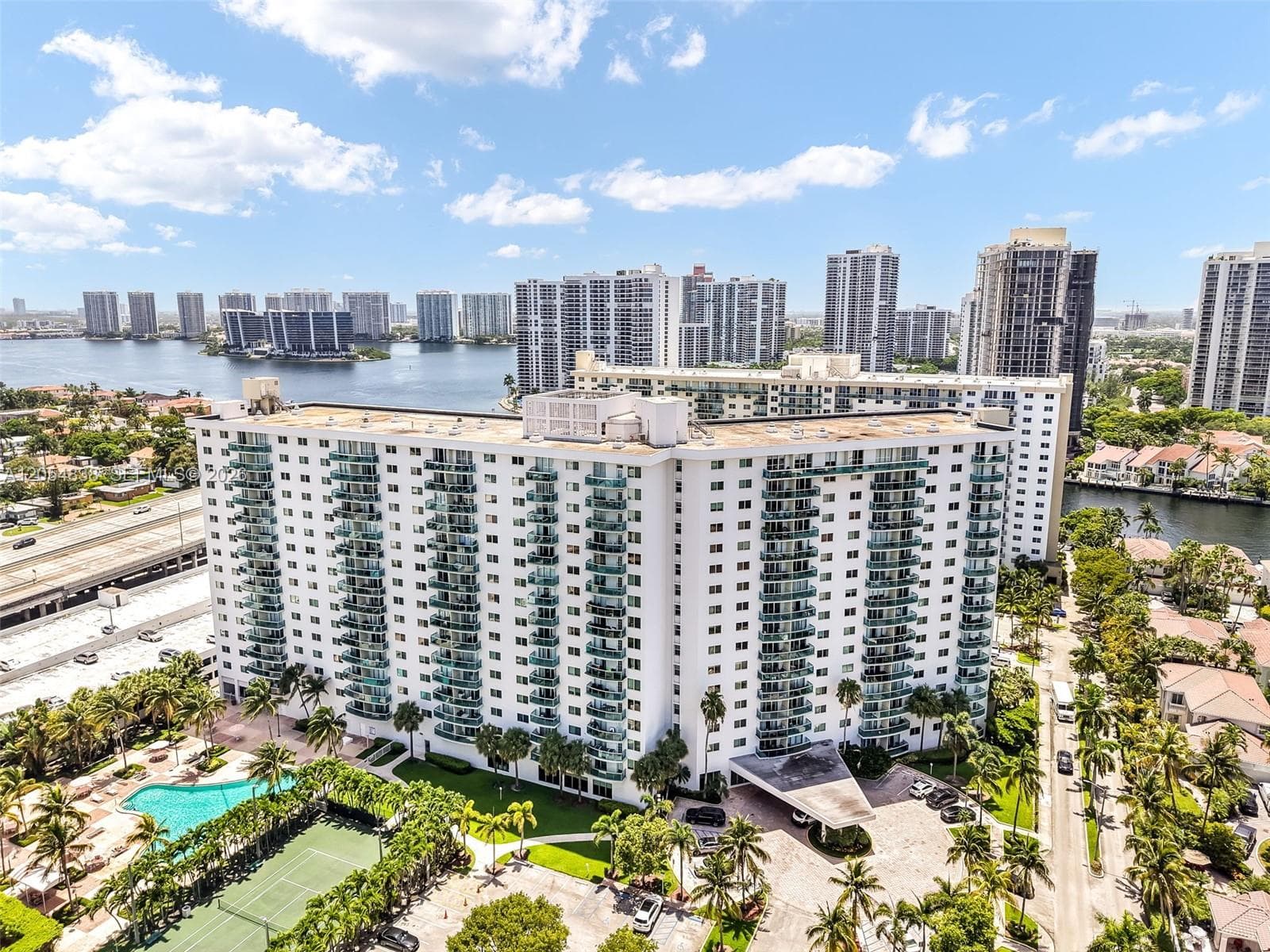 19380 Collins Ave # 1423, Sunny Isles Beach FL 33160