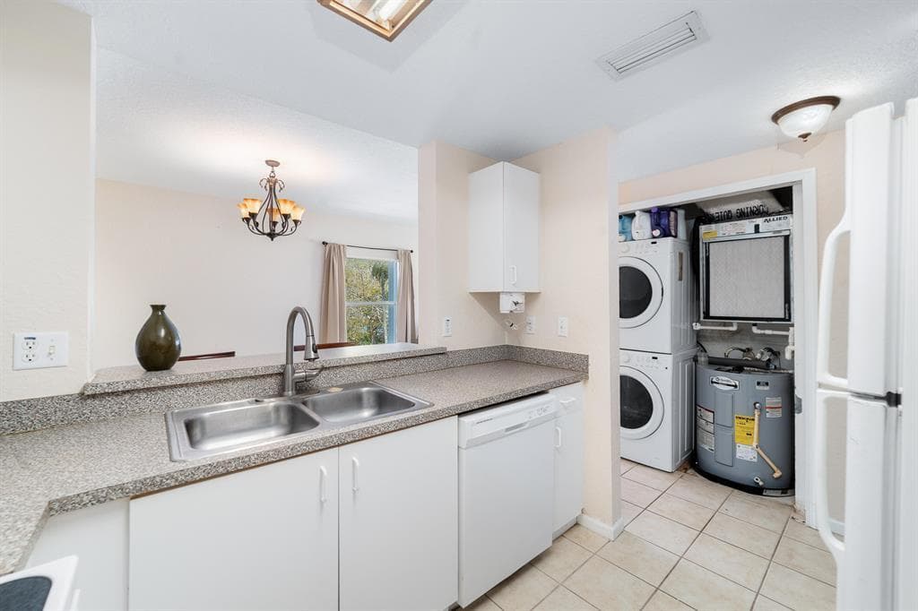2901 RIVERSIDE Drive # 201, Coral Springs FL 33065 photo 2