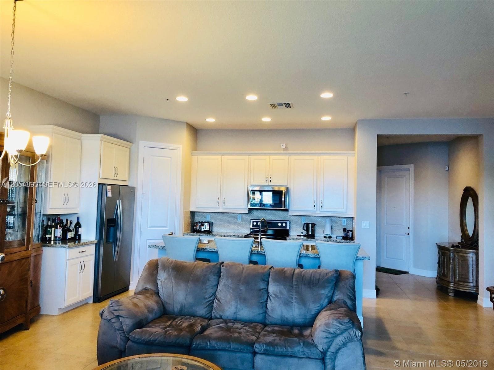 1409 SW 113th Ave, Pembroke Pines FL 33025 photo 3