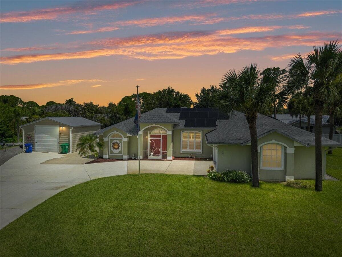 487 Bywood Avenue, Sebastian FL 32958 photo 2
