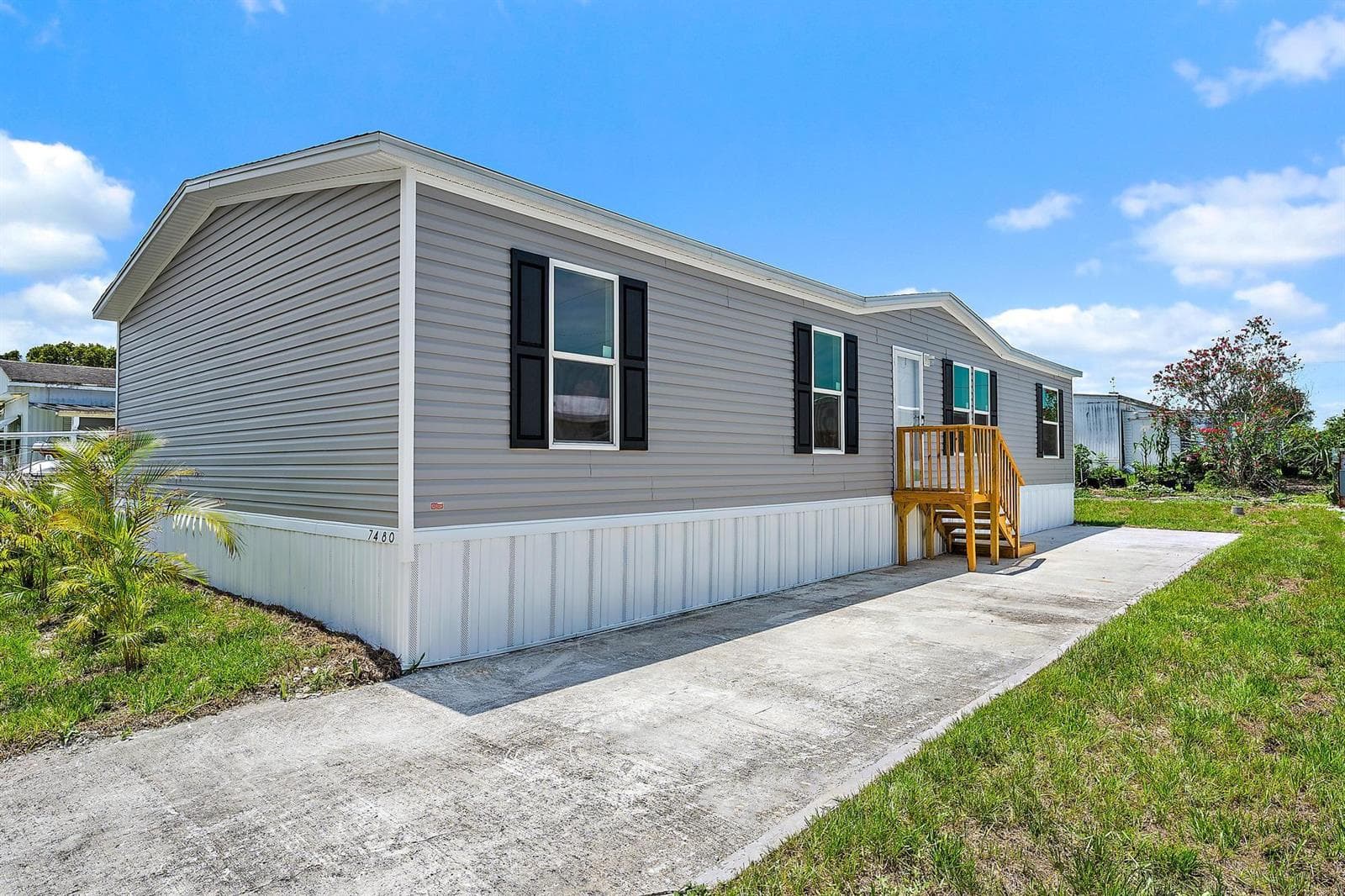7480 SE EAGLE Avenue, Hobe Sound FL 33455