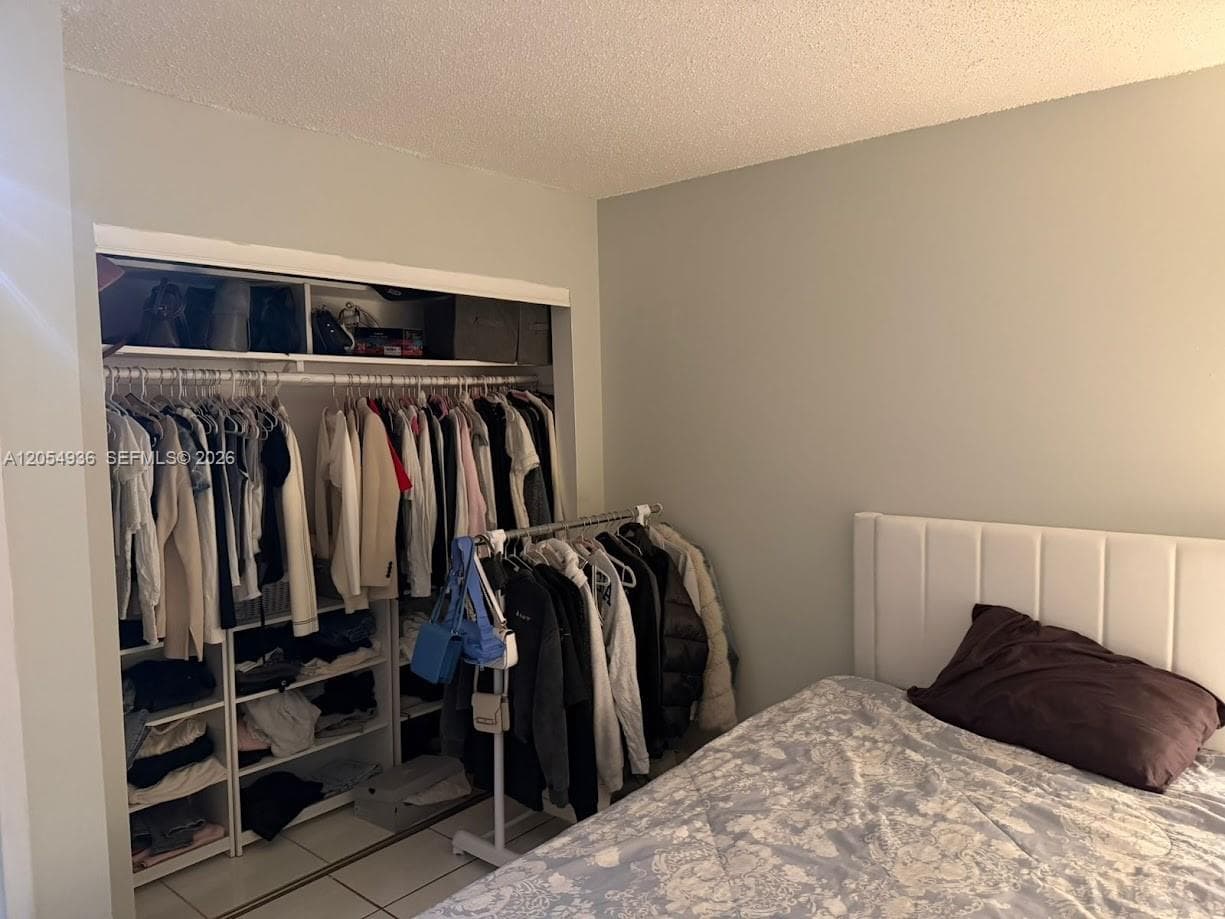 2420 Diana Dr # 302, Hallandale Beach FL 33009 photo 4