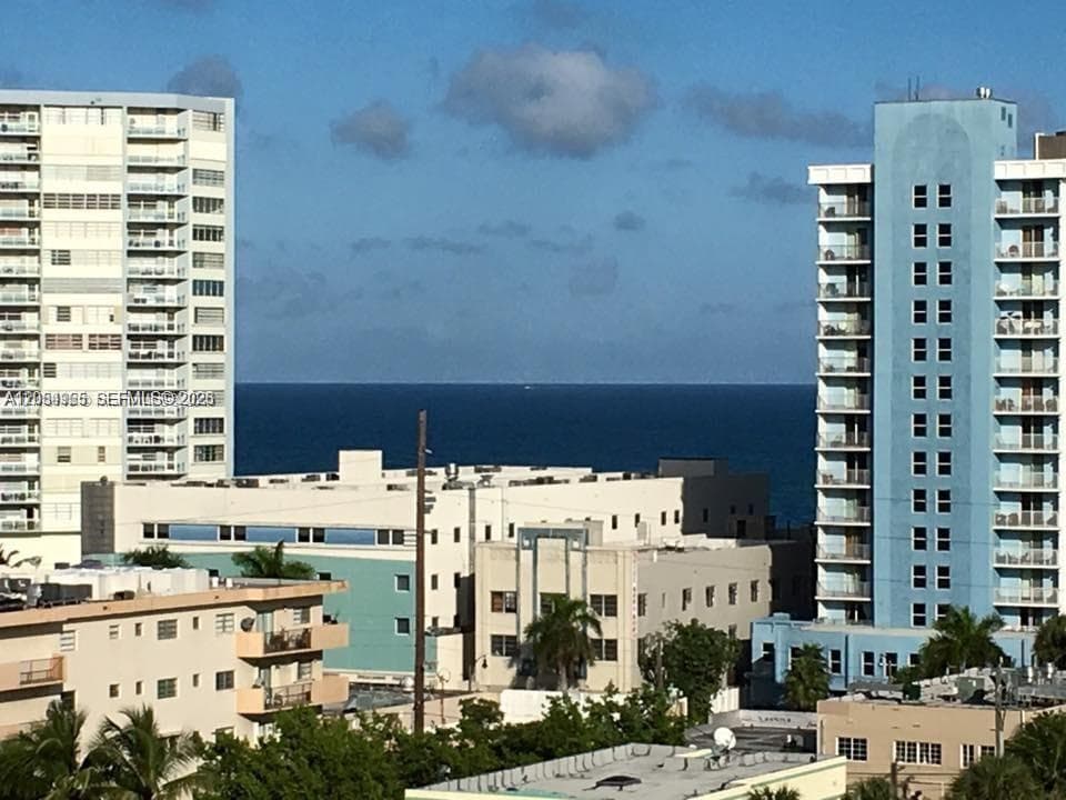401 69th St # 905, Miami Beach FL 33141