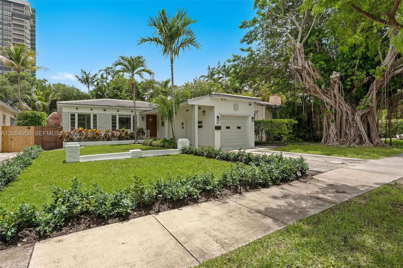 784 NE 71st St, Miami FL 33138 photo 2