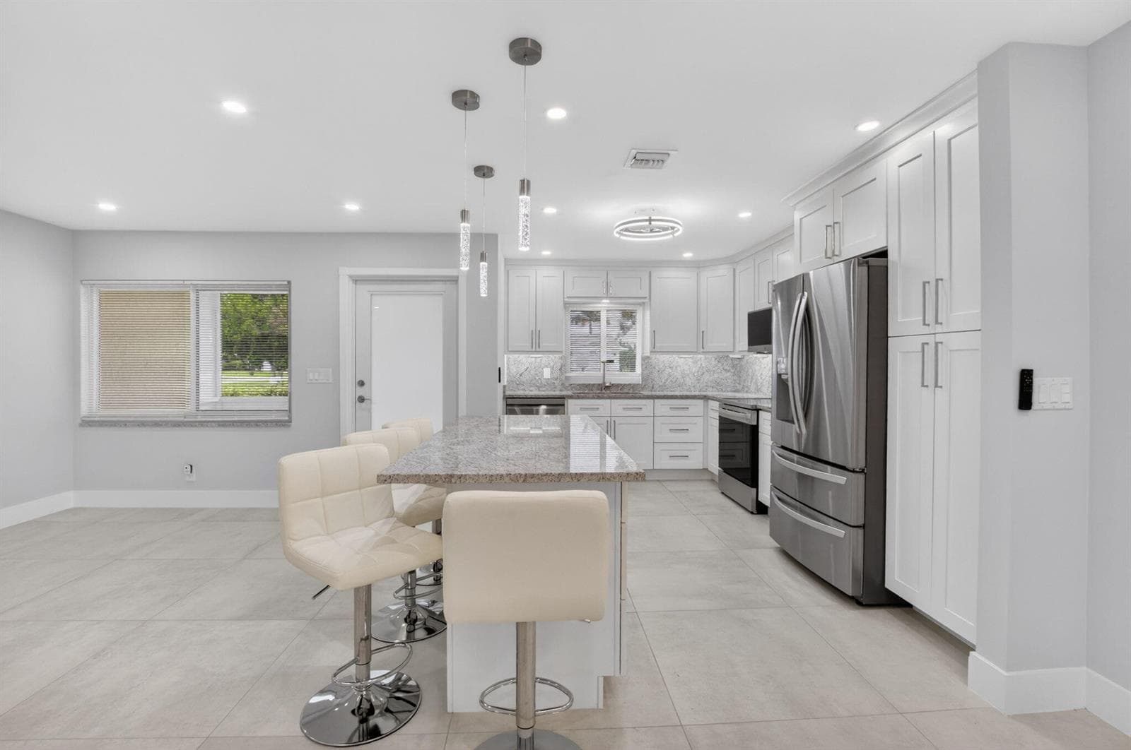 6049 VIA DIANA, Delray Beach FL 33484 photo 5