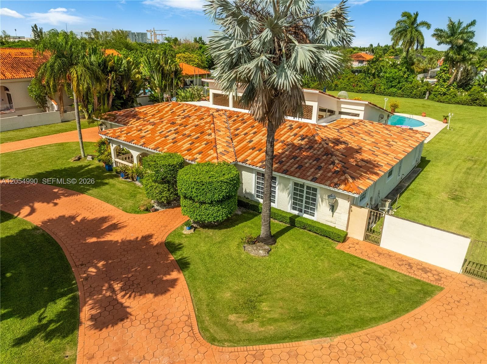 2605 SW 115th Ave, Miami FL 33165 photo 4