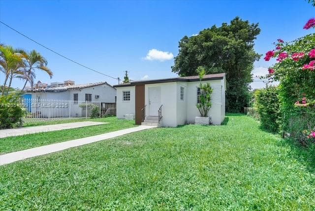 1530 NW 55th St, Miami FL 33142 photo 2