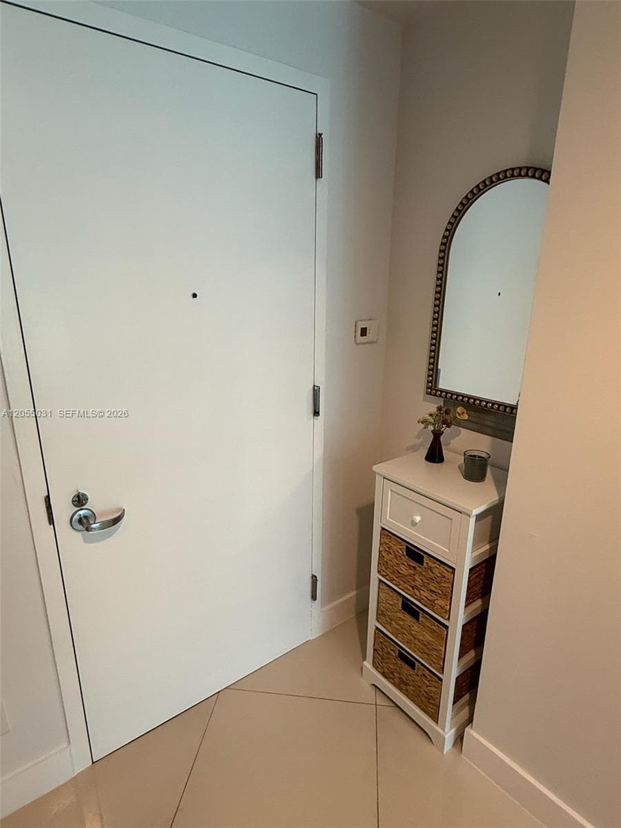 60 SW 13th St # 1418, Miami FL 33130 photo 2