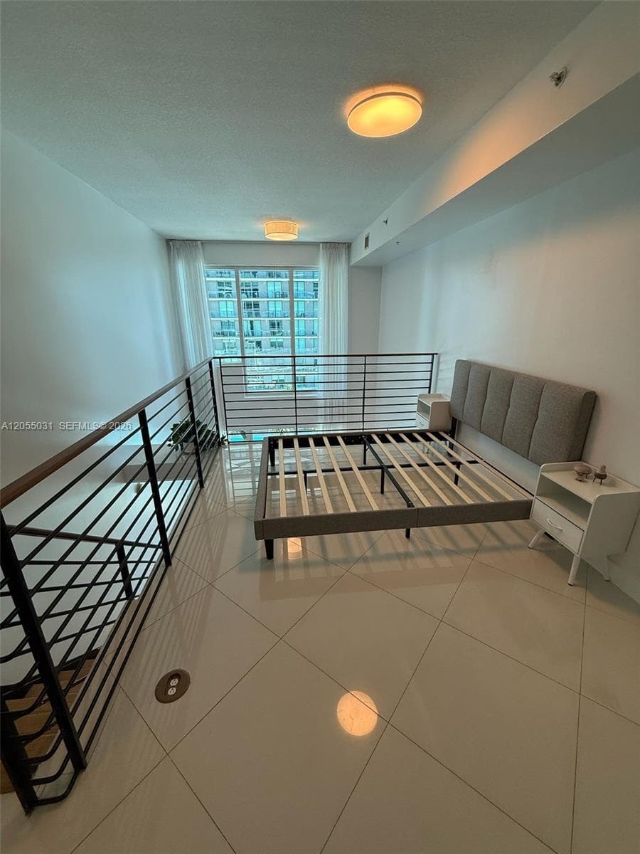 60 SW 13th St # 1418, Miami FL 33130 photo 4