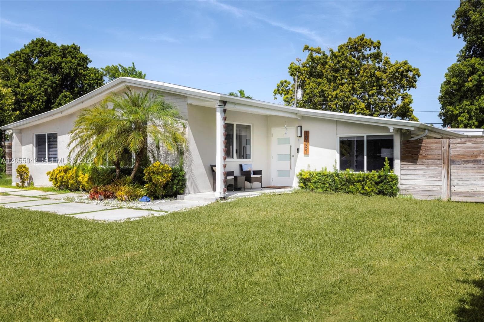 18681 Belview Dr, Cutler Bay FL 33157 photo 2