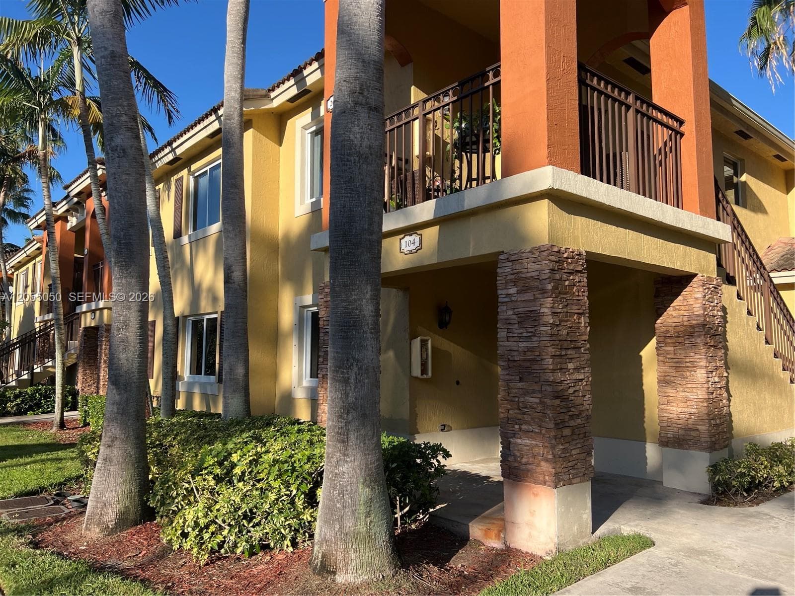 985 NE 33rd Ter # 104, Homestead FL 33033