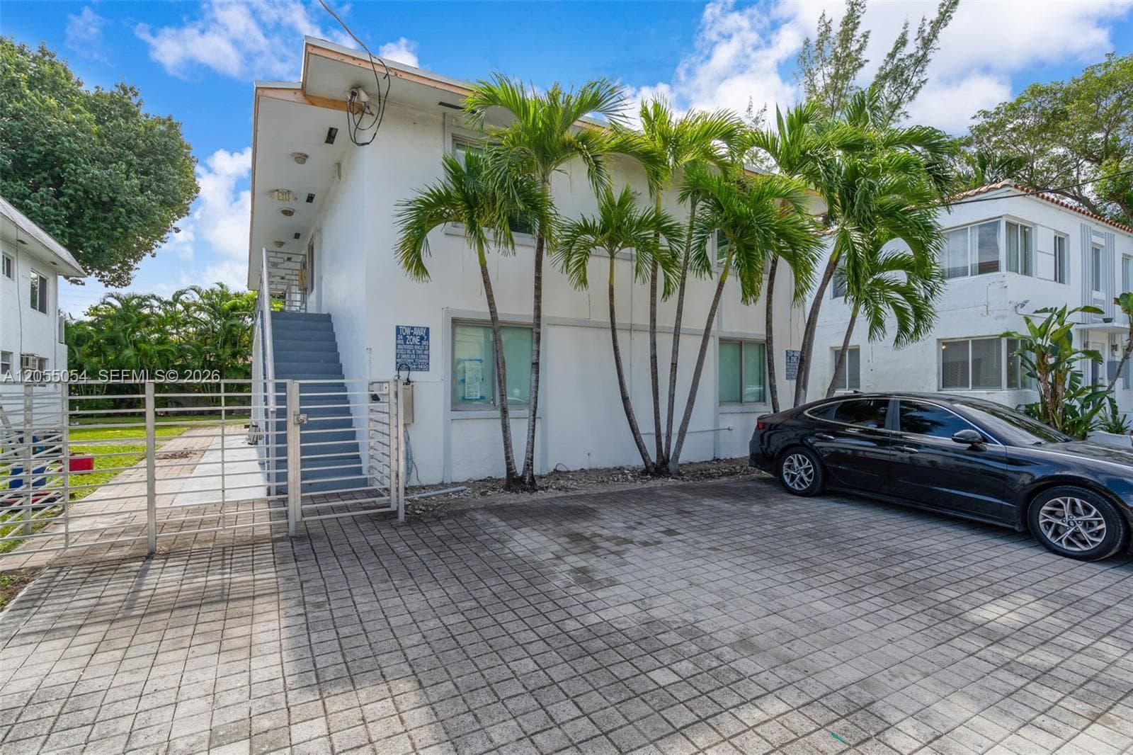 560 NE 63rd St, Miami FL 33138 photo 2