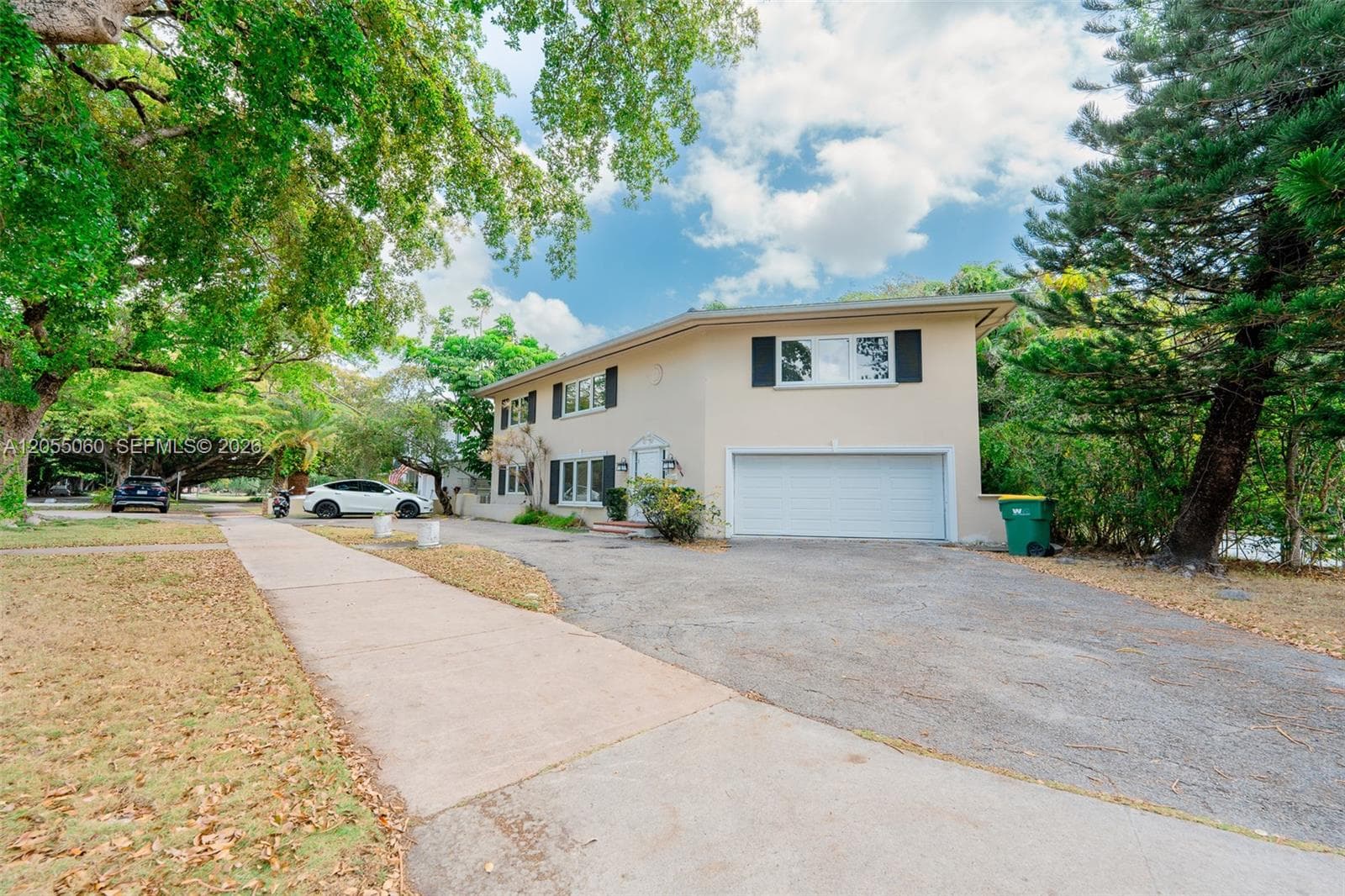 580 UNIVERSITY DR # 2, Coral Gables FL 33134 photo 2
