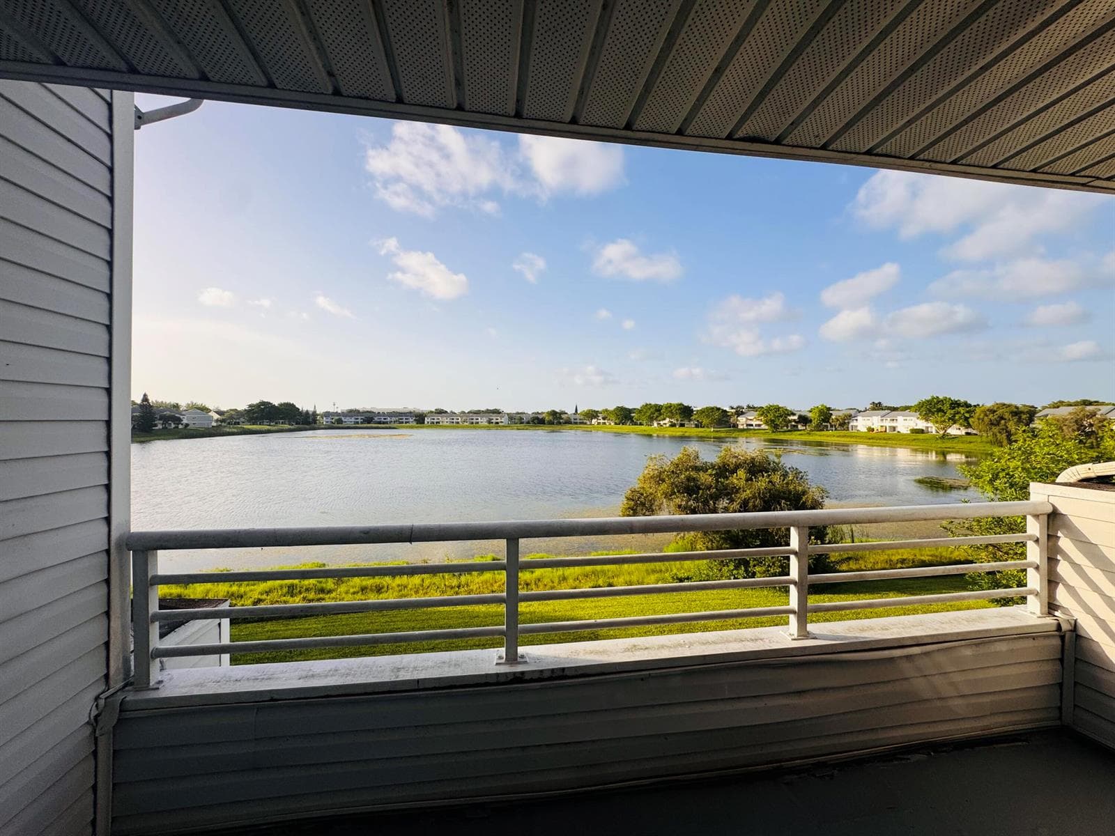 3409 NW 44TH Street # 205, Oakland Park FL 33309