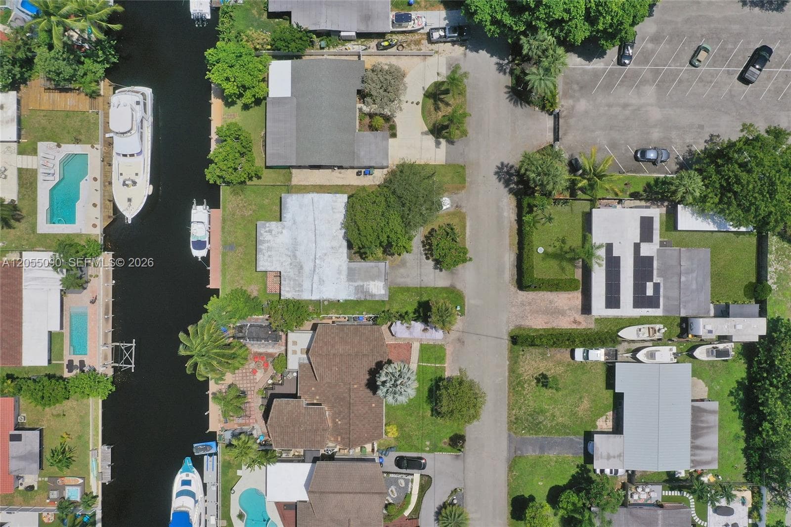 2531 Whale Harbor Ln, Fort Lauderdale FL 33312 photo 2