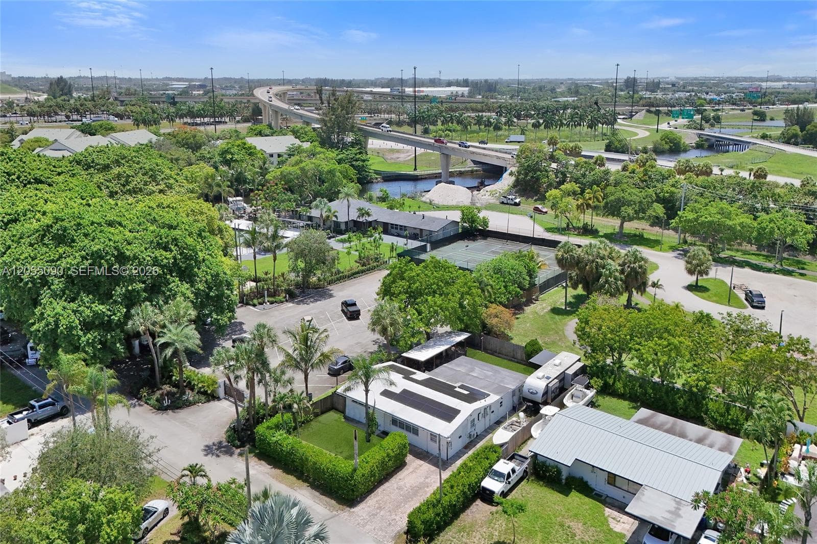 2531 Whale Harbor Ln, Fort Lauderdale FL 33312 photo 3