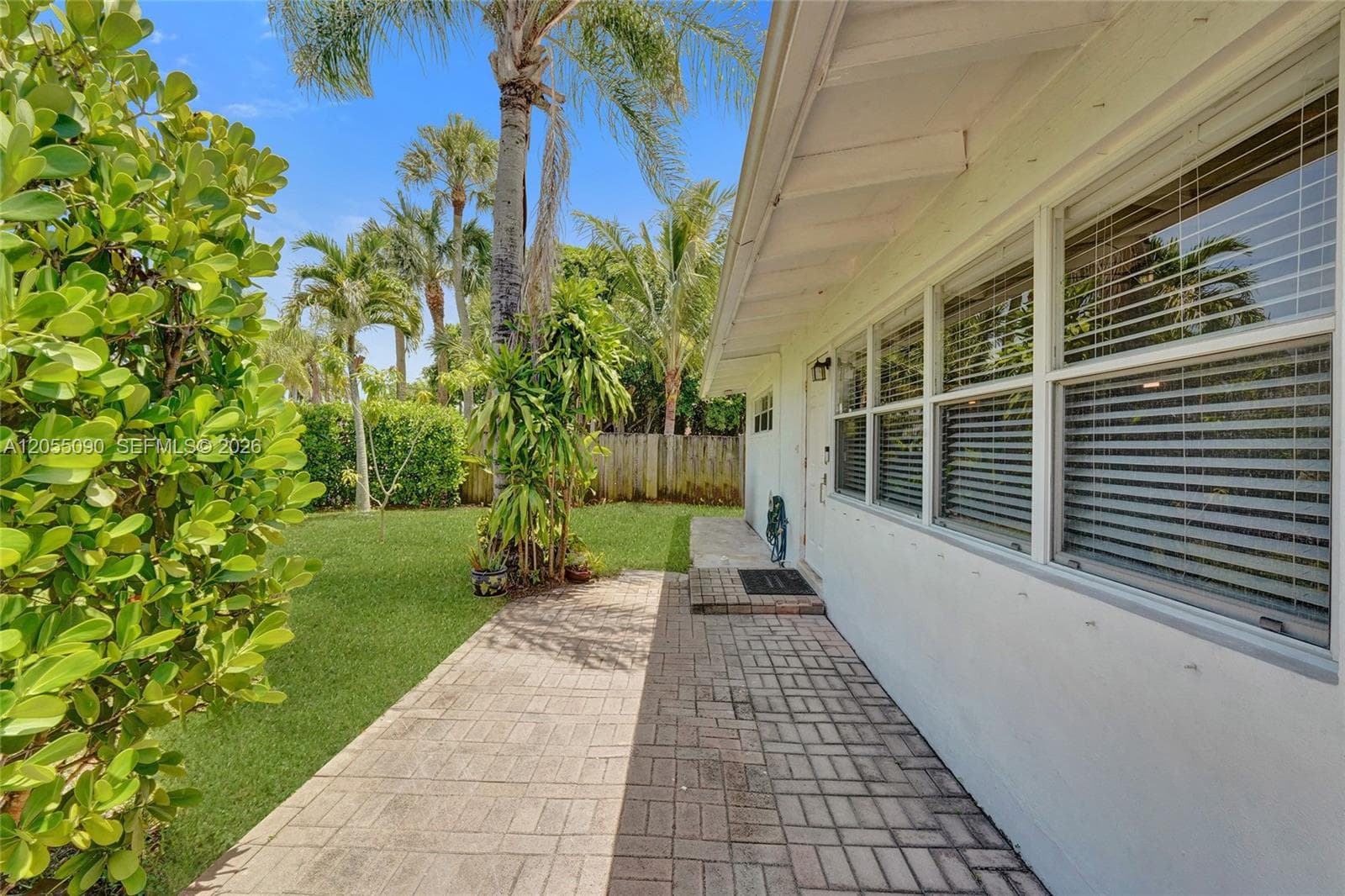 2531 Whale Harbor Ln, Fort Lauderdale FL 33312 photo 5