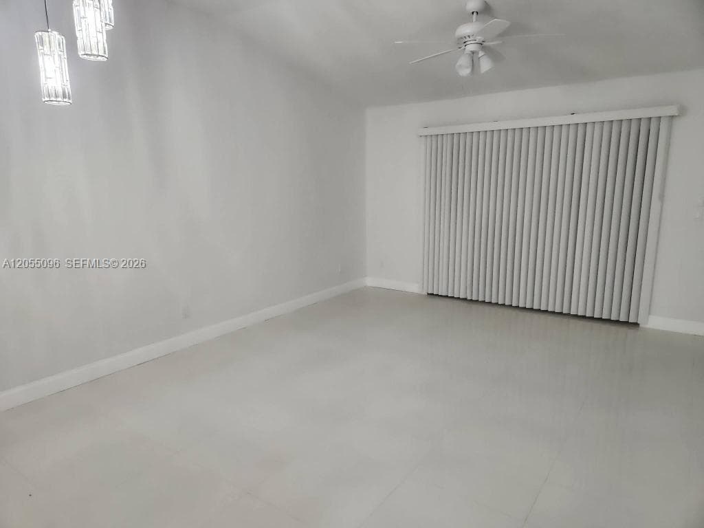 11643 NW 11th St, Pembroke Pines FL 33026 photo 2