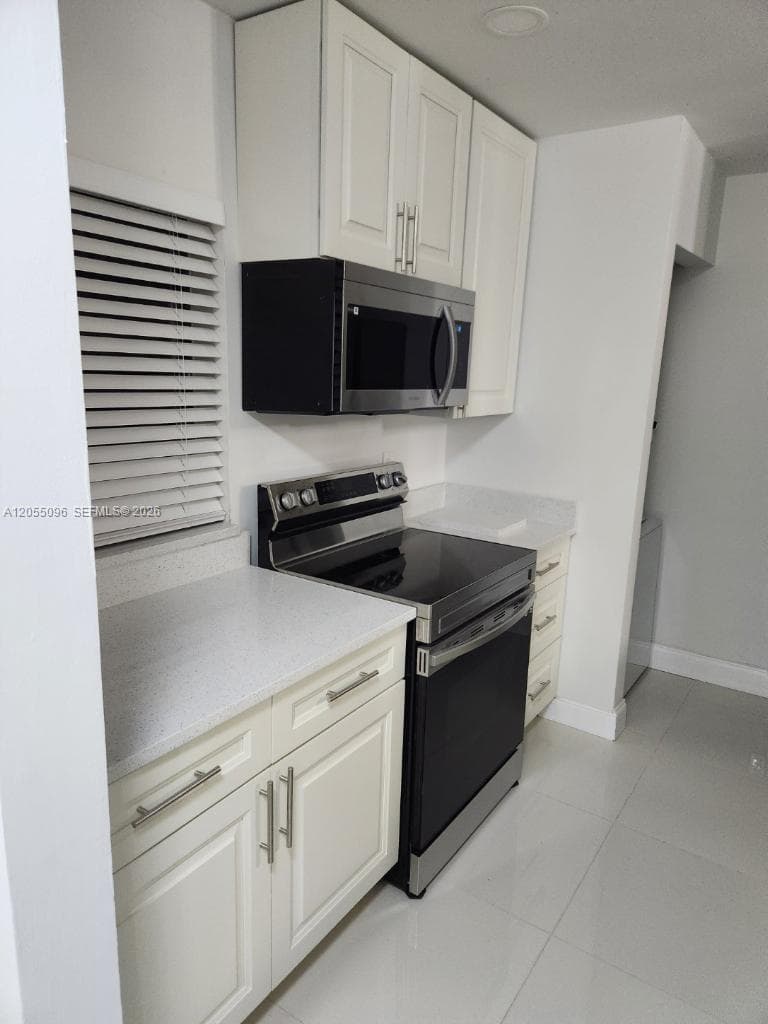 11643 NW 11th St, Pembroke Pines FL 33026 photo 5