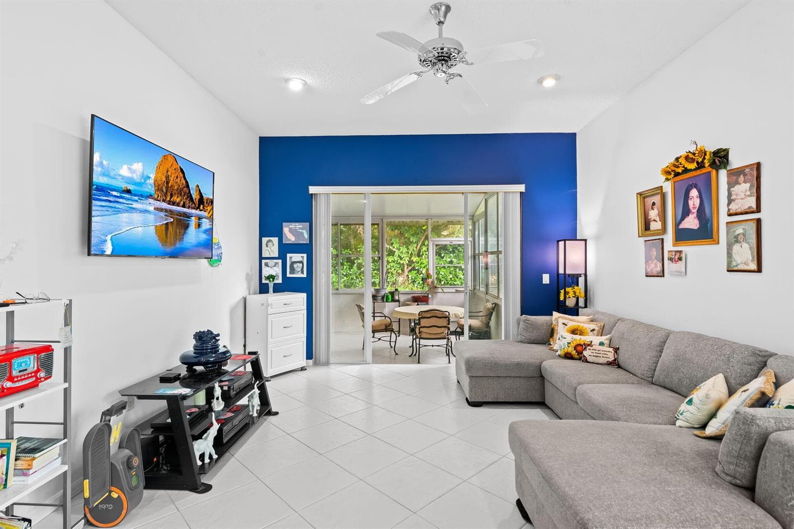 10156 Lombardy Drive, Tamarac FL 33321 photo 4