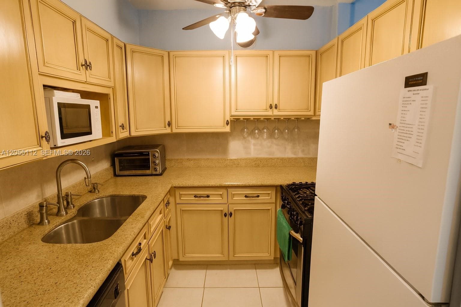 901 SW 11th Ave # 4H, Hallandale Beach FL 33009 photo 4