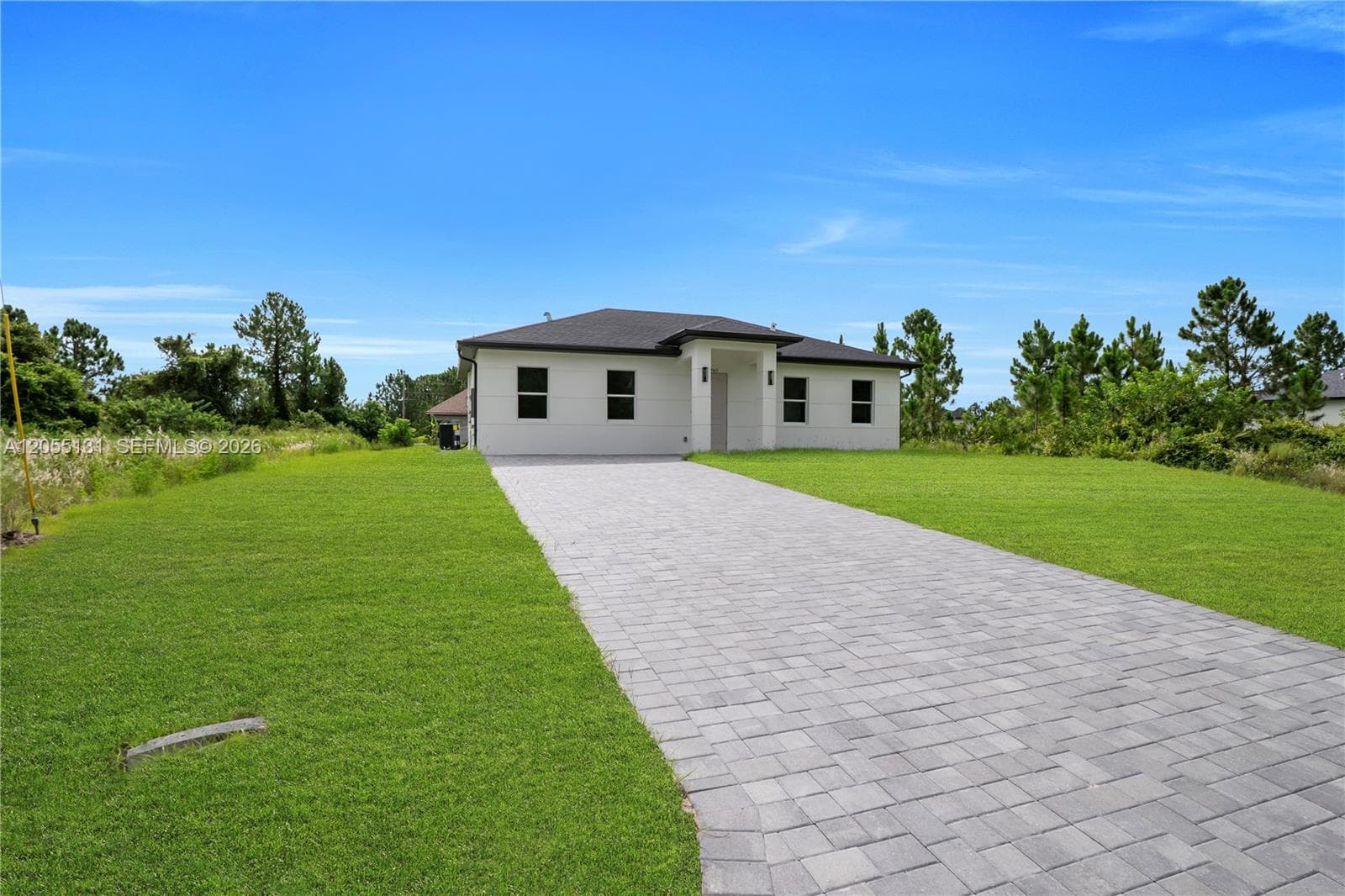 707 Randall Ave, Other City - In The State Of Florida FL 33974 photo 2