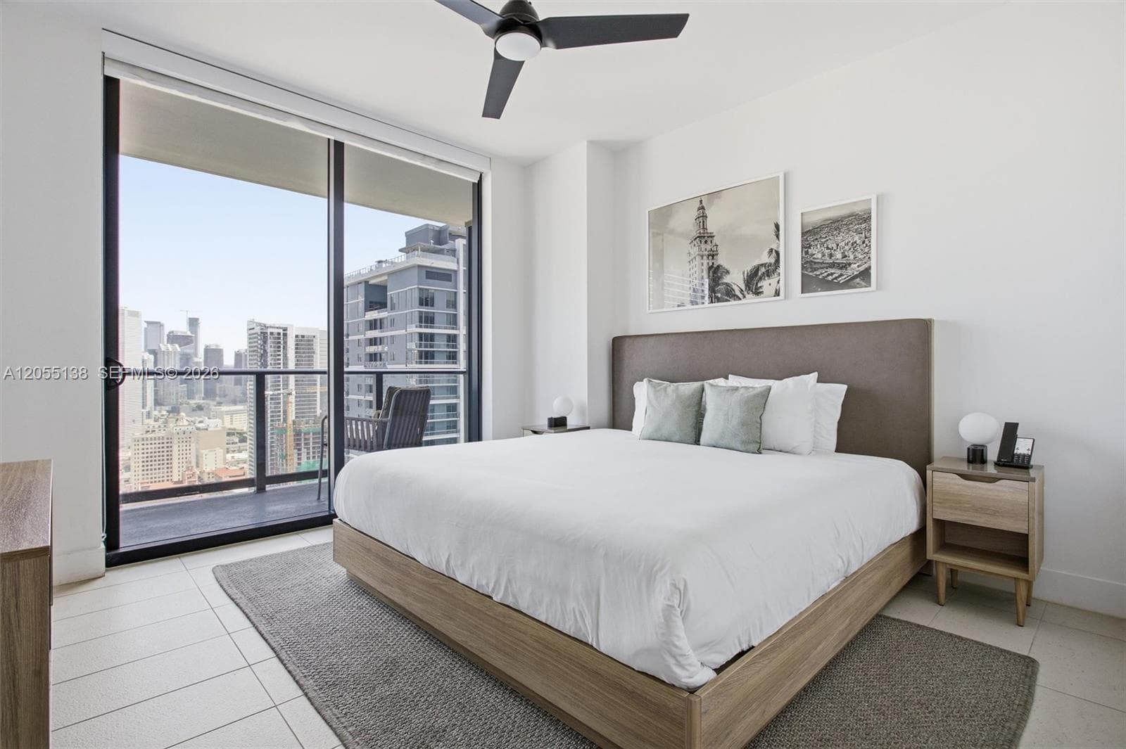 159 NE 6th St # 2914, Miami FL 33132 photo 3