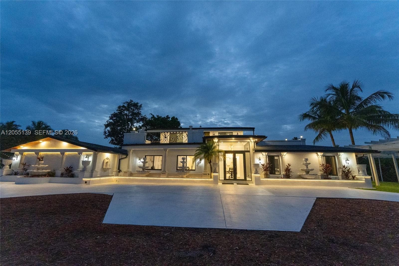 12051 NW 20th St, Plantation FL 33323