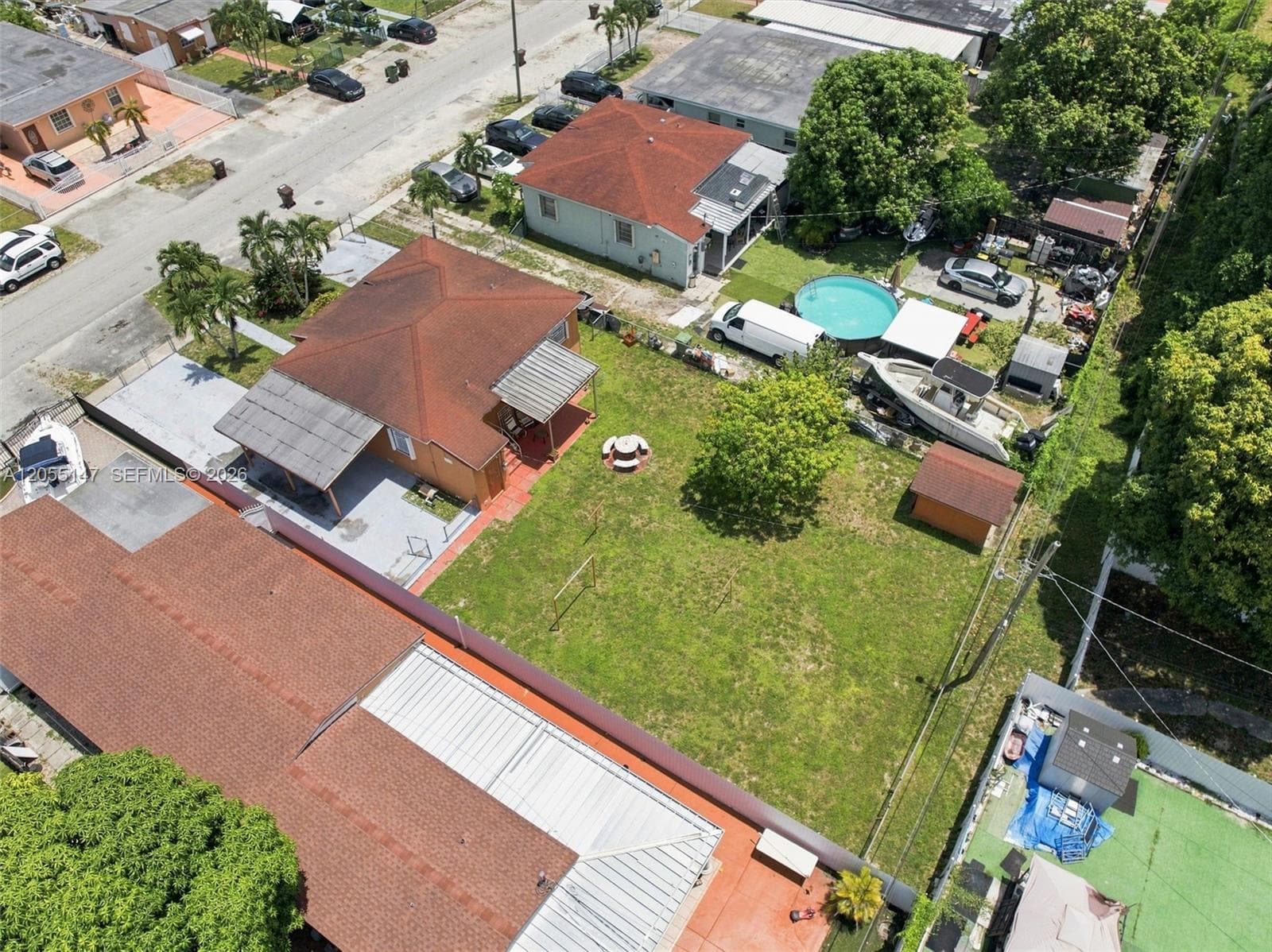 636 E 48th St, Hialeah FL 33013 photo 4