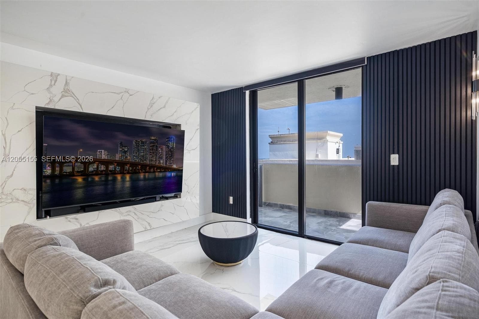 1623 Collins Ave # 716, Miami Beach FL 33139 photo 2