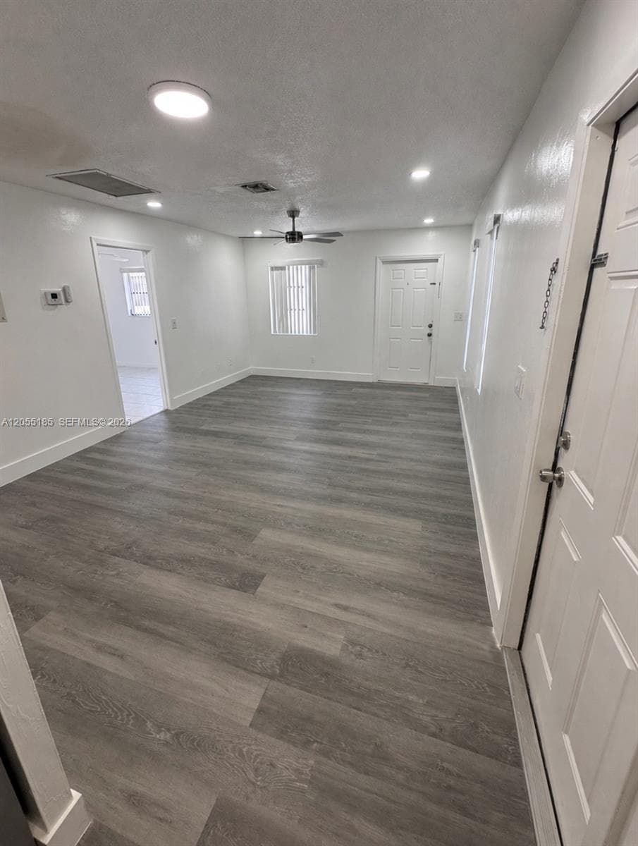 1670 Harding St, Hollywood FL 33020 photo 3