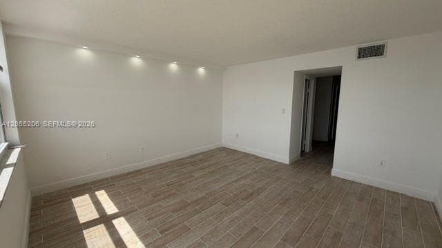 1660 NE 191st St # 110-1, Miami FL 33179 photo 5