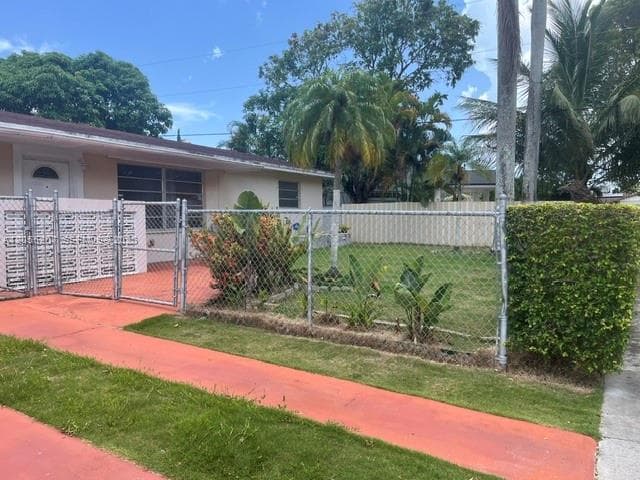 17861 SW 112th Pl, Miami FL 33157 photo 2
