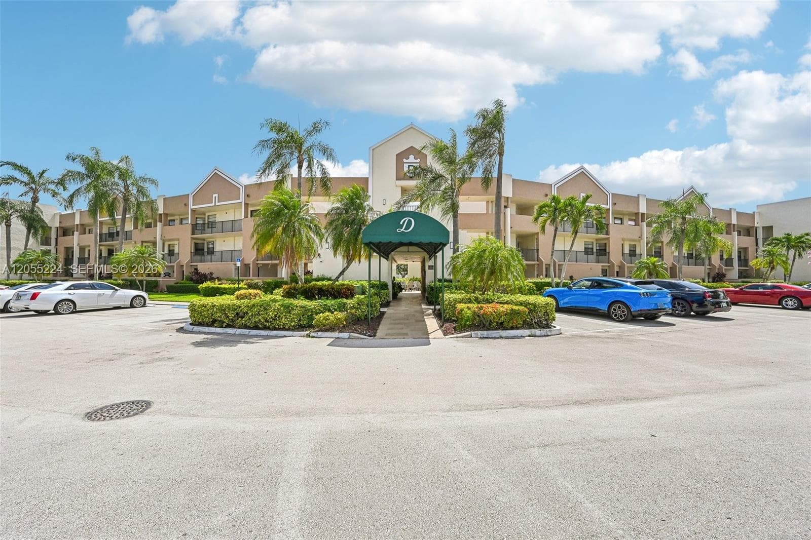 7468 Fairfax Dr # 302, Tamarac FL 33321 photo 3