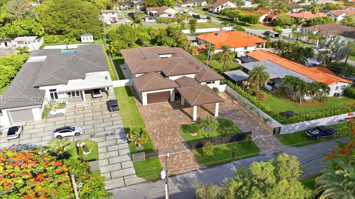 2880 SW 113 Avenue, Miami FL 33165 photo 2