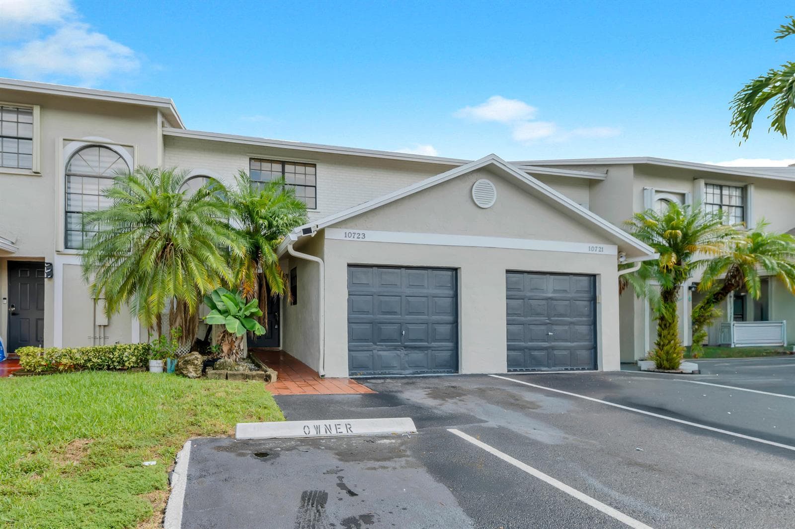 10723 NW 11TH Street # 10723, Pembroke Pines FL 33026 photo 2