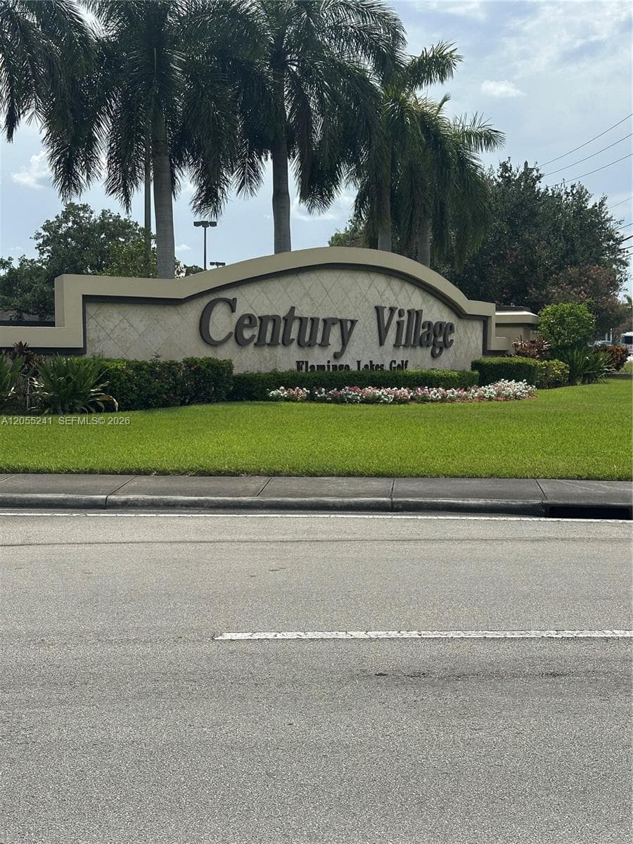 1000 SW 125th Ave # 412N, Pembroke Pines FL 33027 photo 2