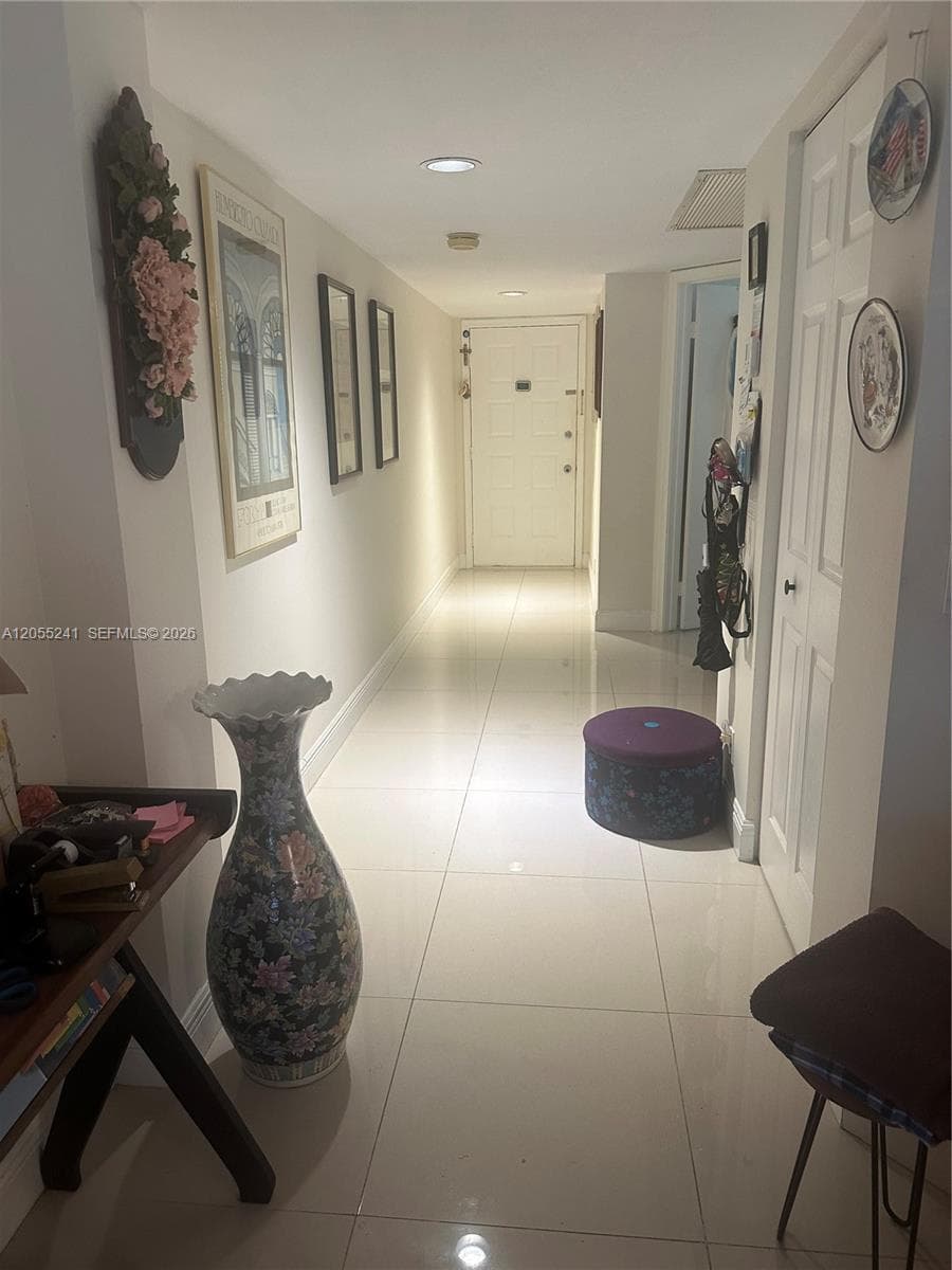 1000 SW 125th Ave # 412N, Pembroke Pines FL 33027 photo 3