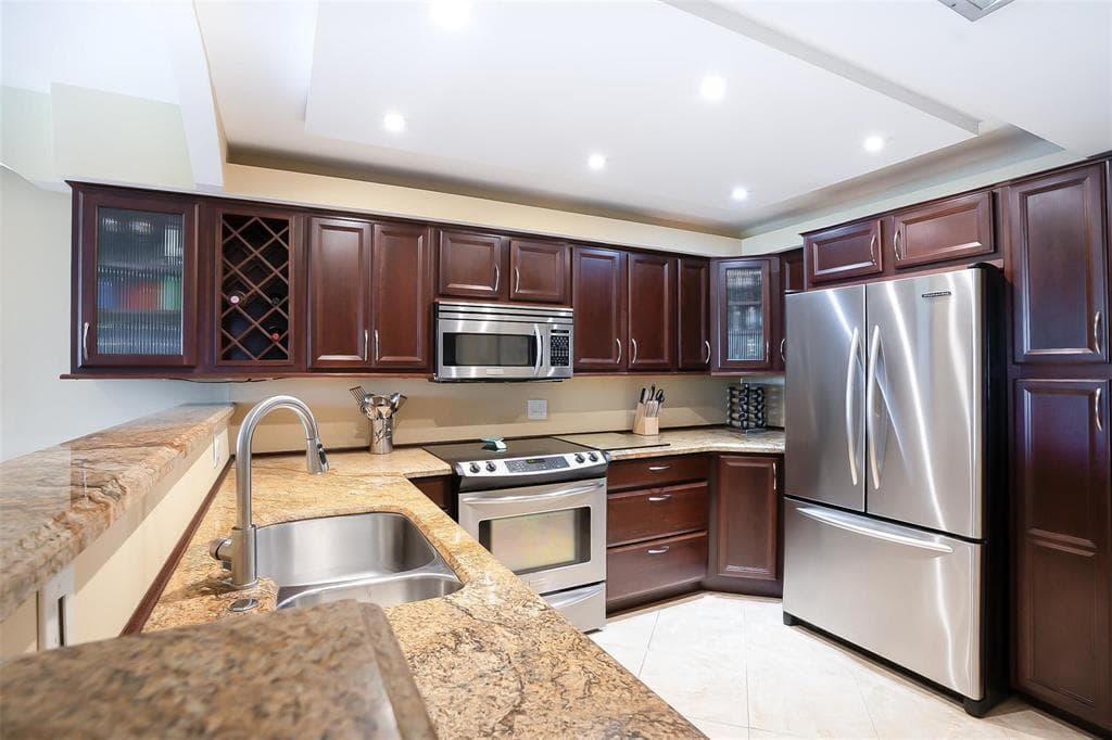 2681 S Course Drive # 212, Pompano Beach FL 33069 photo 4