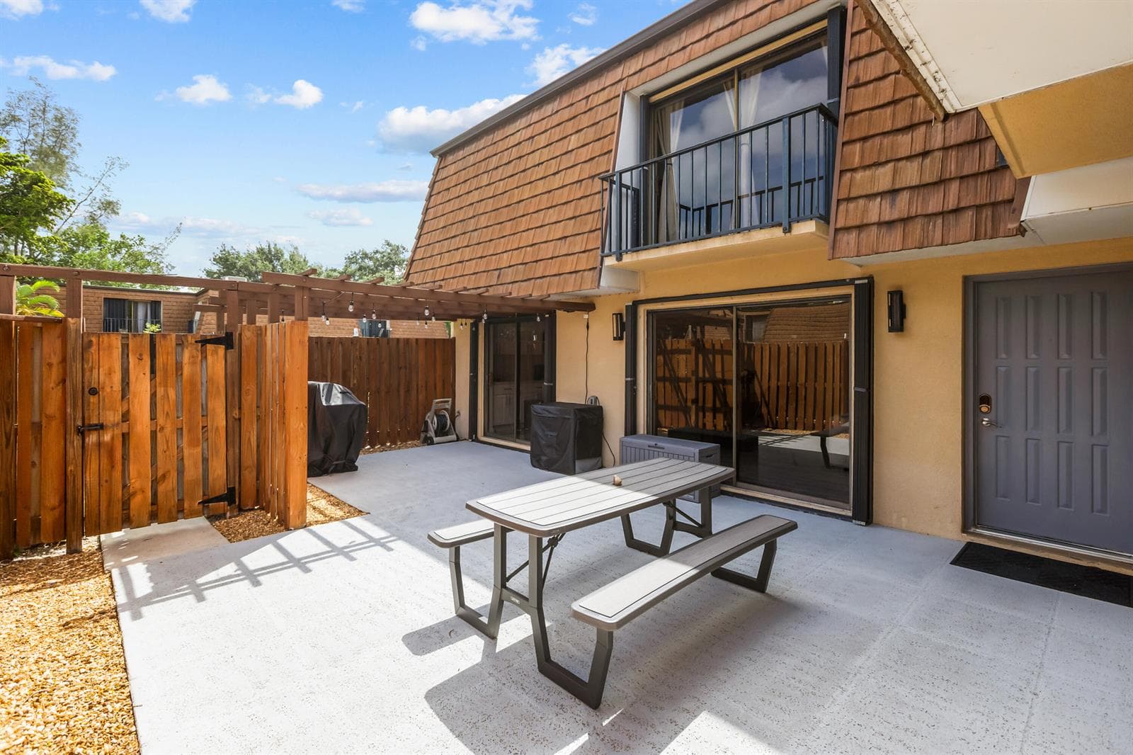102 1st Lane, FL 33463